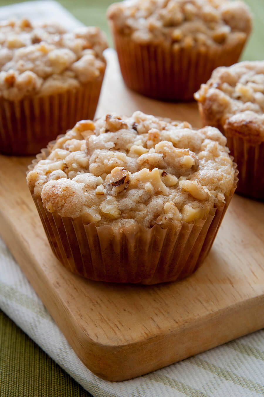 Apple Streusel Muffins - Clabber Girl