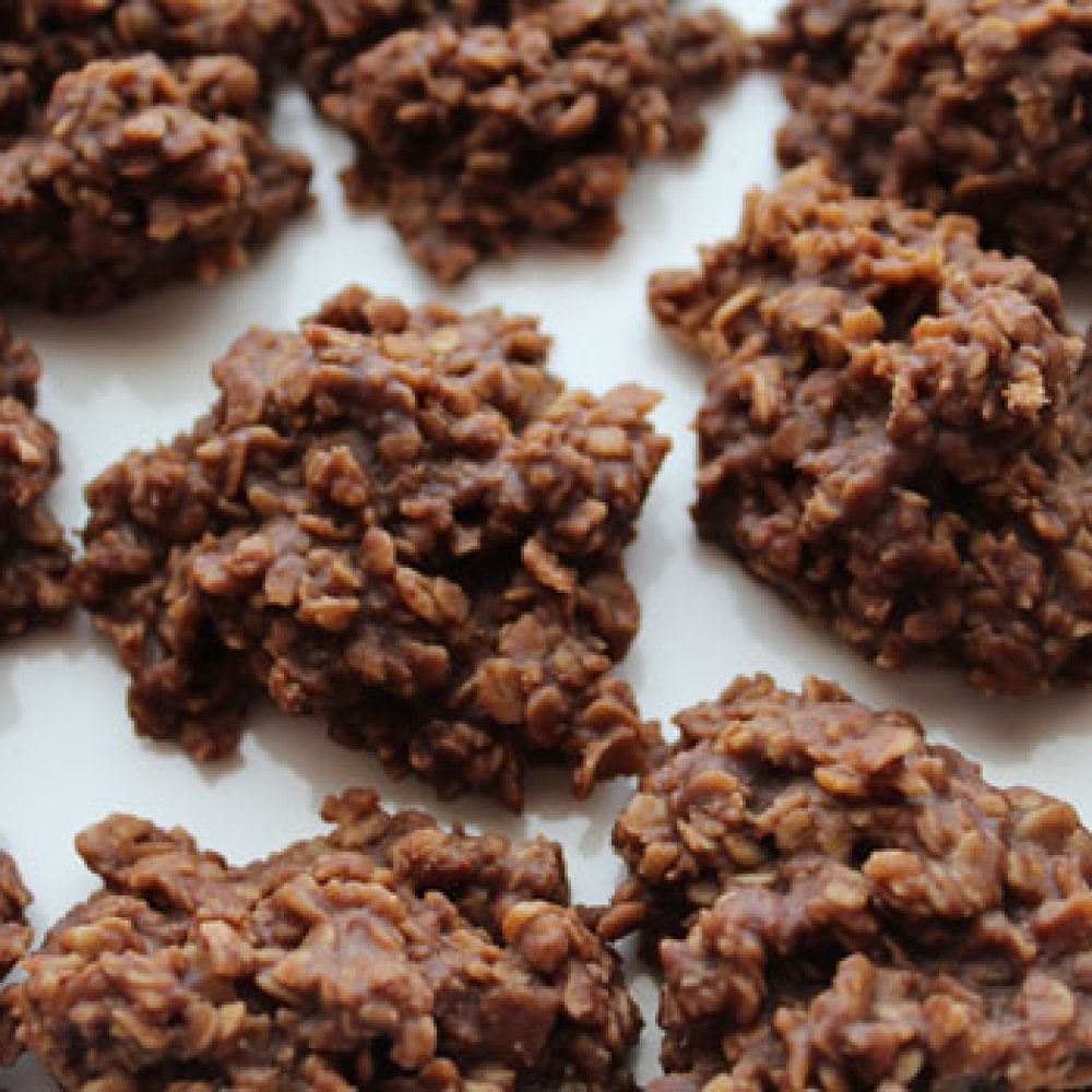 No-Bake-Chocolate-Cherry-Cookies